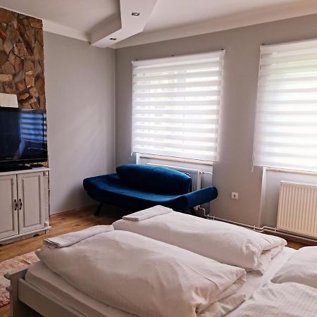 Huerrem Apartman Егер Екстериор снимка